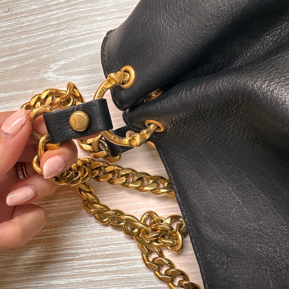 Rare Vintage Juicy Couture Leather pouch bag with gold chain hardware - Picture 6 of 14